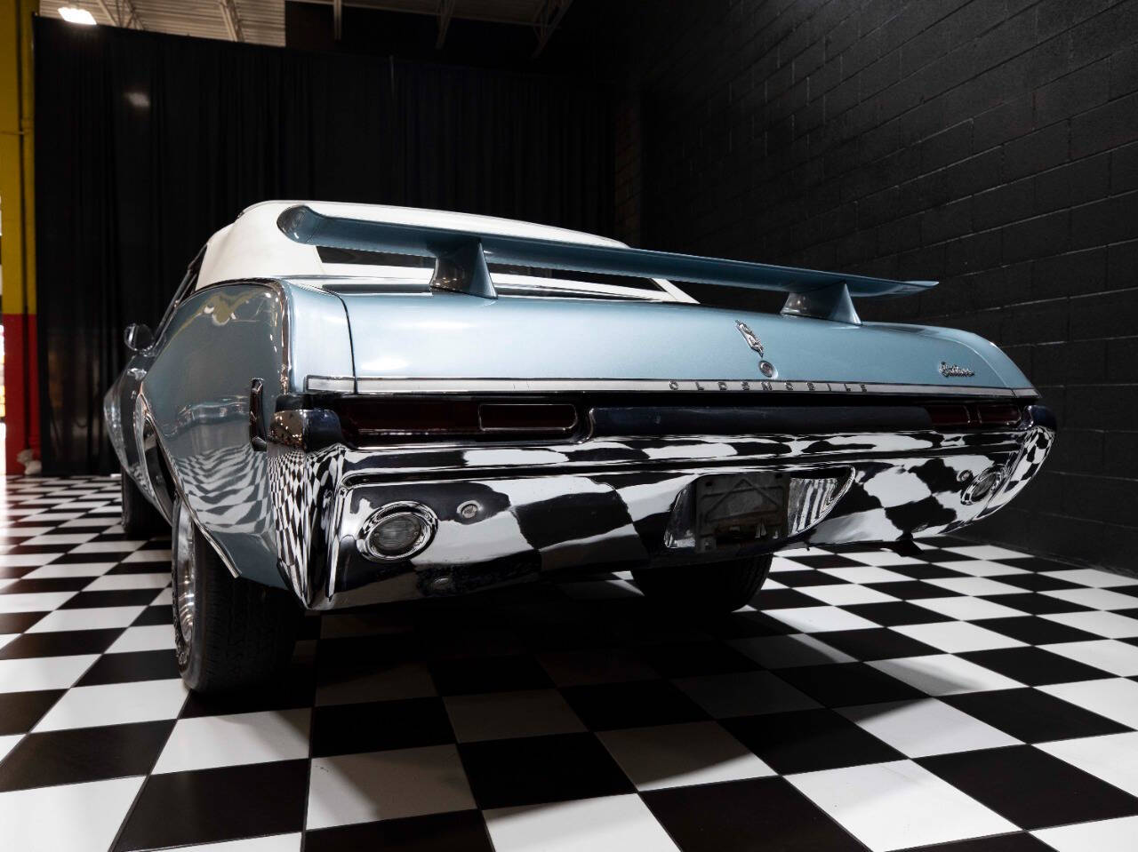 1968 Oldsmobile Cutlass 20