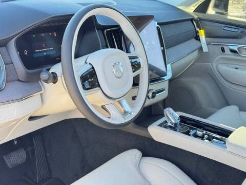 2026 Volvo XC90 B6 Ultra Dark 7P