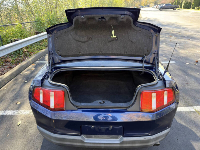 2010 Ford Mustang V6 Premium