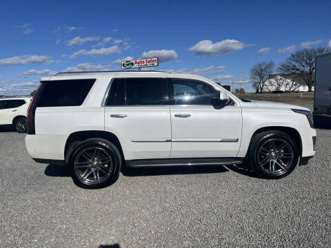 2017 Cadillac Escalade Luxury
