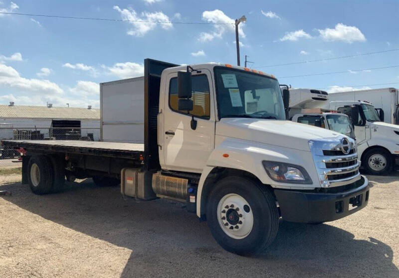 2020 Hino 268A