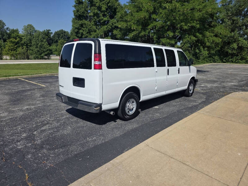 2017 Chevrolet Express LT 3500