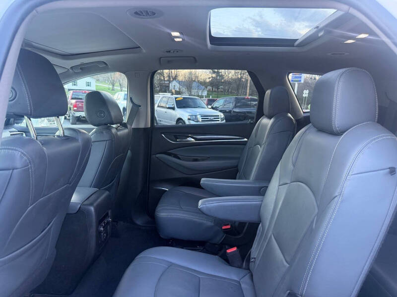 2020 Buick Enclave Essence