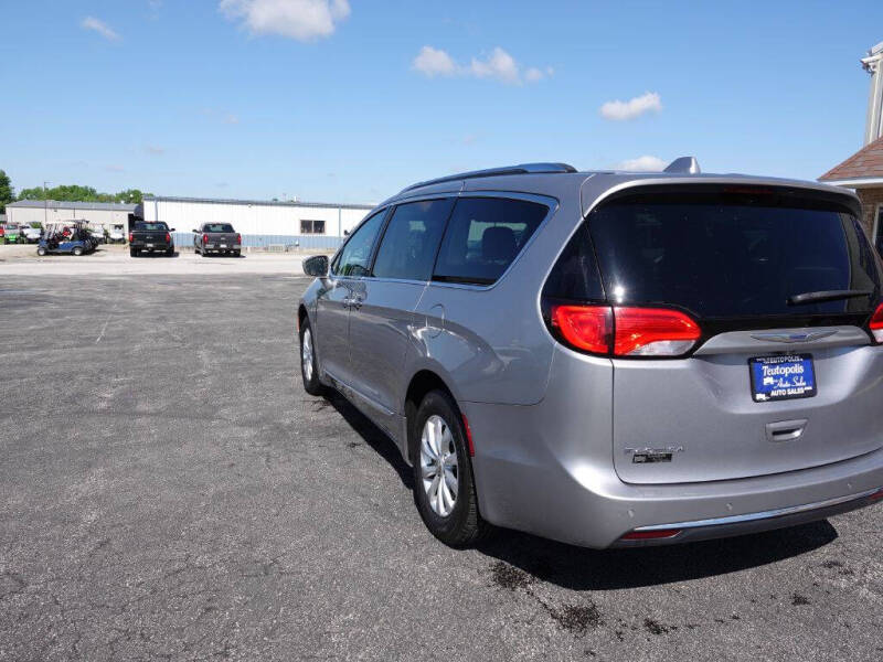 2019 Chrysler Pacifica Touring L