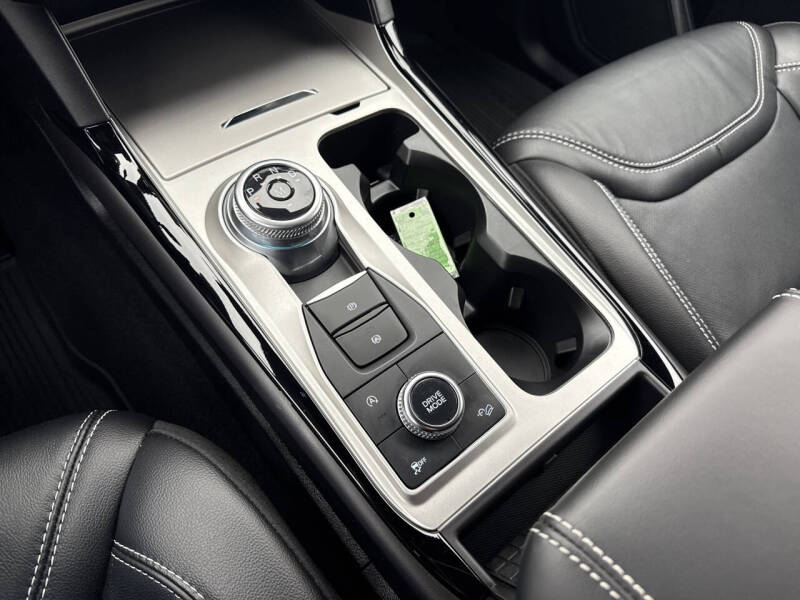 2024 Ford Explorer ST