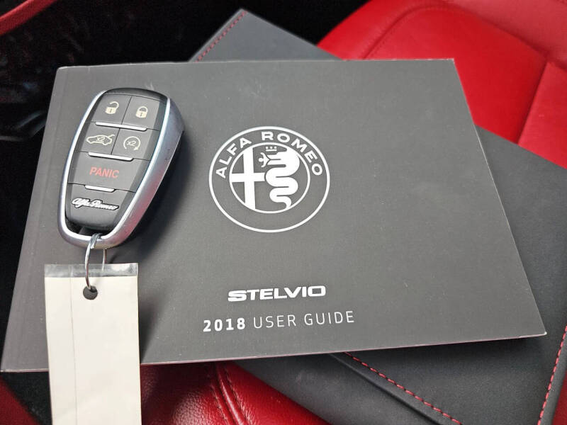 2018 Alfa Romeo Stelvio Ti