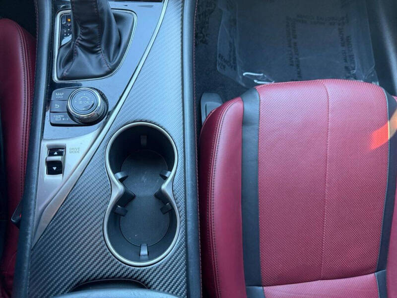 2022 Infiniti Q60 Red Sport 400