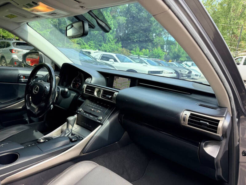 2016 Lexus IS 200t