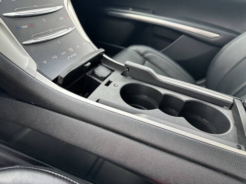 2016 Lincoln MKZ