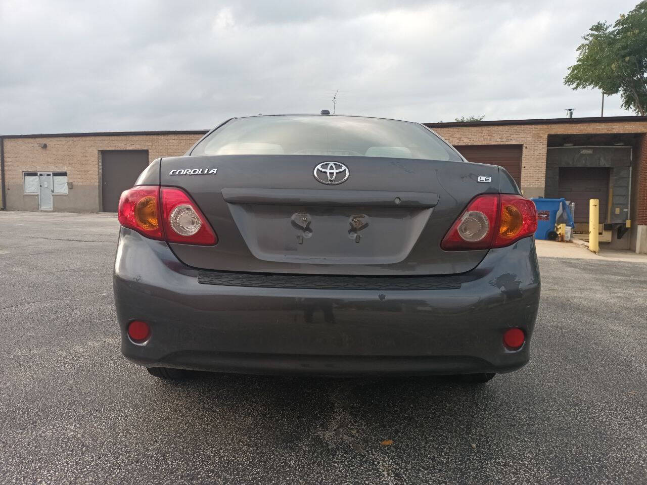 2009 Toyota Corolla for sale at Ideal Cars LLC in Skokie, IL