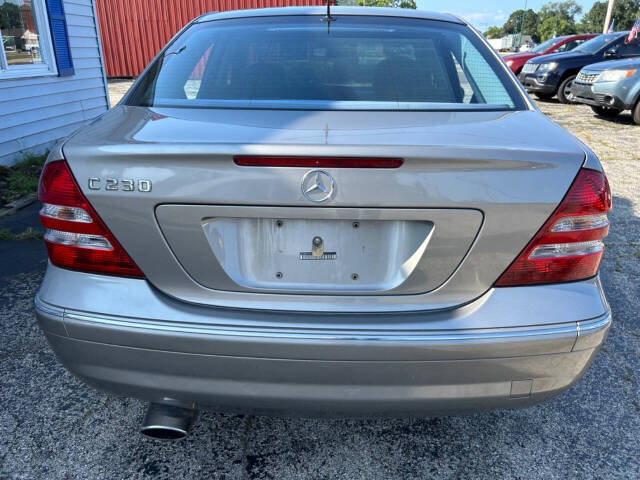 2006 Mercedes-Benz C-Class for sale at Quality Cars Machesney Park in Machesney Park, IL