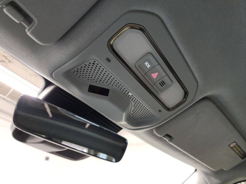 2023 Rivian R1T Adventure