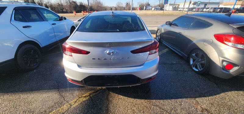 2020 Hyundai Elantra SEL