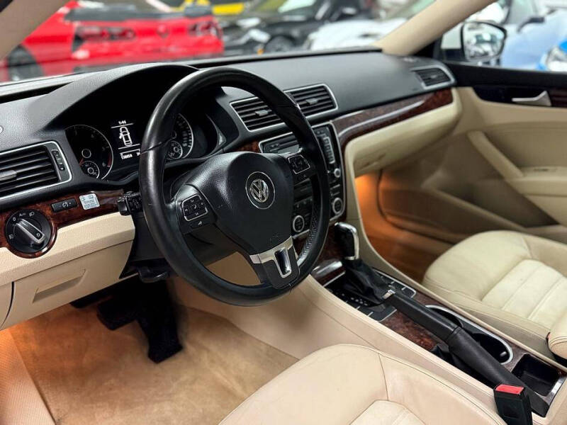 2013 Volkswagen Passat TDI SEL Premium