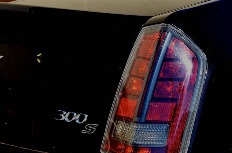 2015 Chrysler 300 Limited