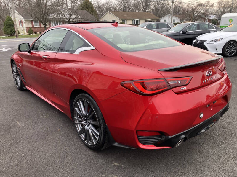 2017 Infiniti Q60 Red Sport 400