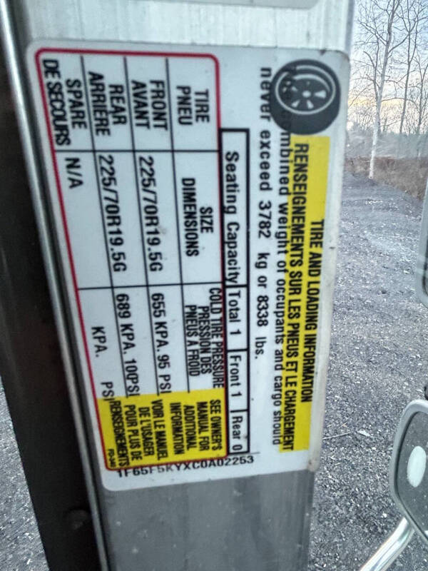 2012 Ford Stripped Chassis