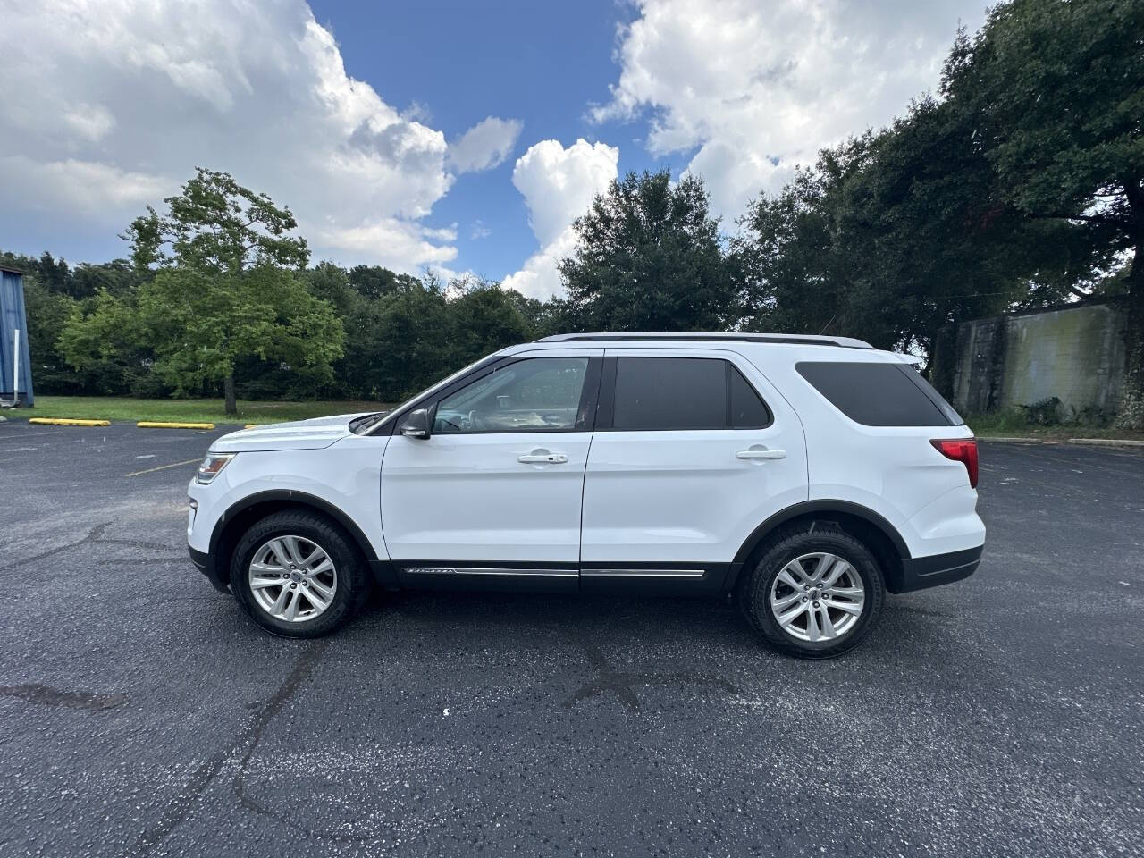 2019 Ford Explorer for sale at Greenlight Wholesalers LLC in Pensacola, FL