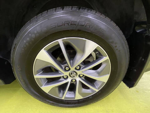 2017 Toyota RAV4 Hybrid XLE