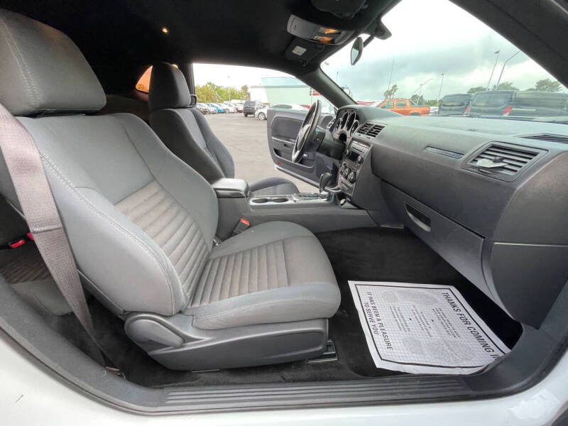 2012 Dodge Challenger SXT