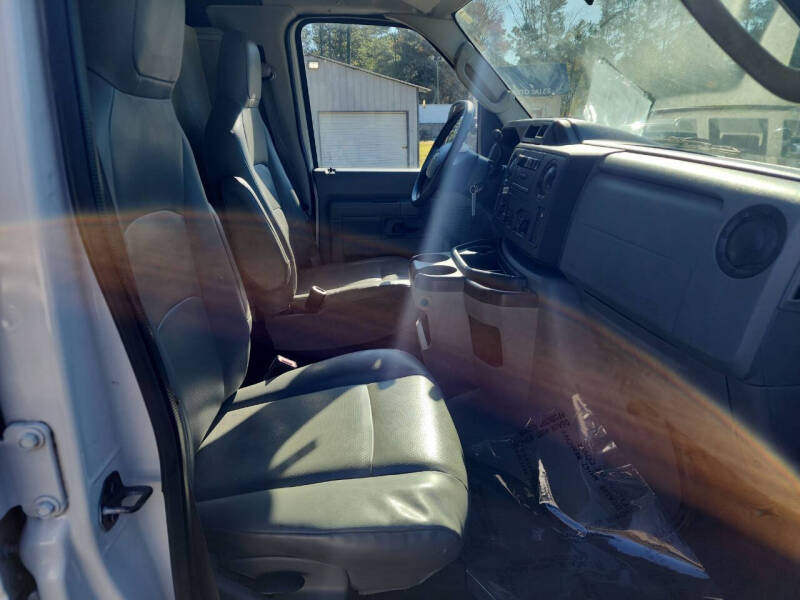 2012 Ford E-Series E-150