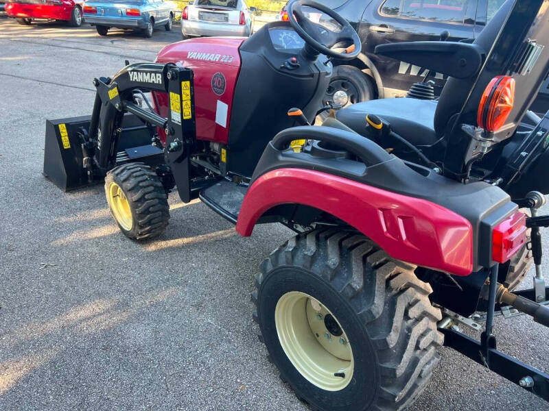 2023 YANMAR 223