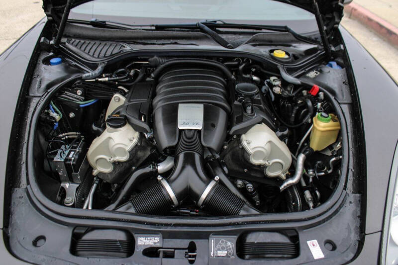 2012 Porsche Panamera