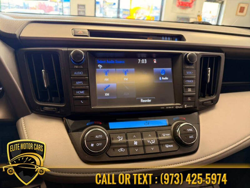 2017 Toyota RAV4 XLE