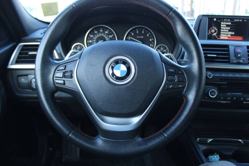 2017 BMW 3 Series 330i