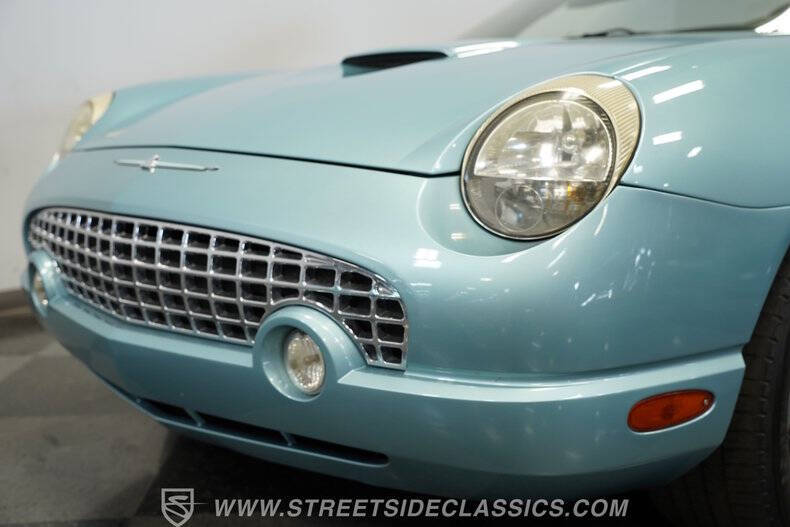 2002 Ford Thunderbird Deluxe