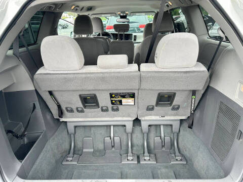2020 Toyota Sienna