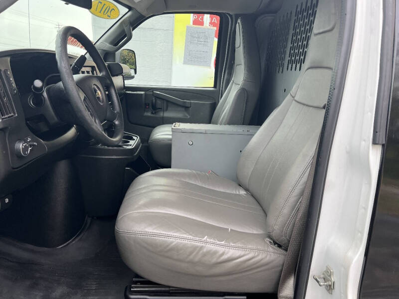 2017 Chevrolet Express 3500