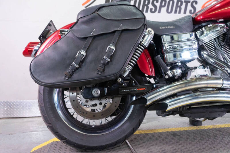2006 Harley-Davidson Super Glide Custom