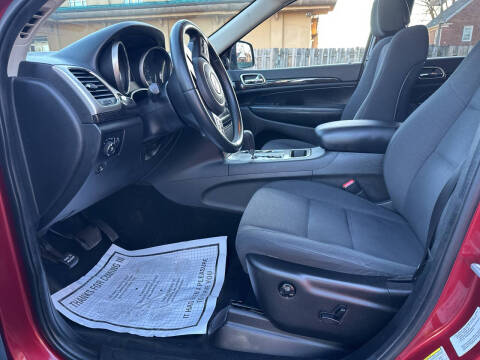 2013 Jeep Grand Cherokee Laredo