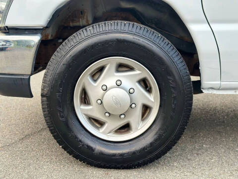 2014 Ford E-Series E-250