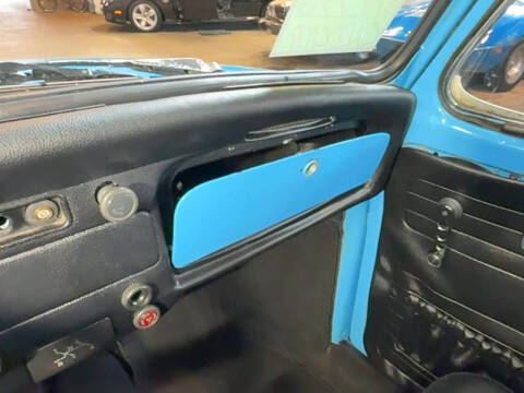 1972 Volkswagen Super Beetle