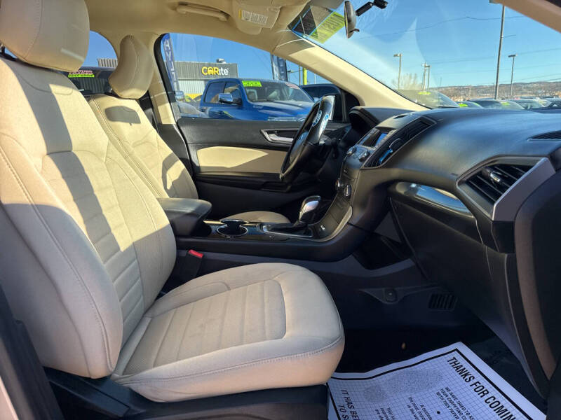 2017 Ford Edge SE