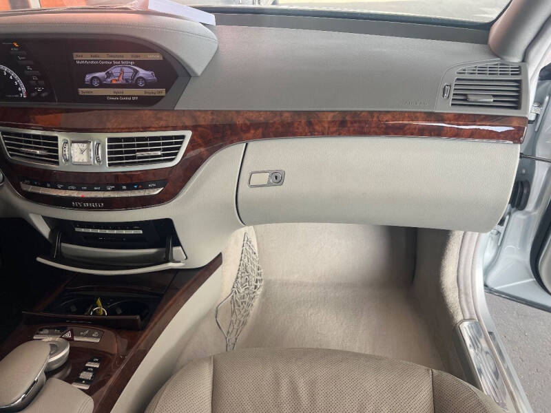 2010 Mercedes-Benz S-Class S 400 Hybrid