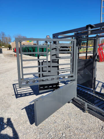 2025 Cattleman Manual w/Solid Floor