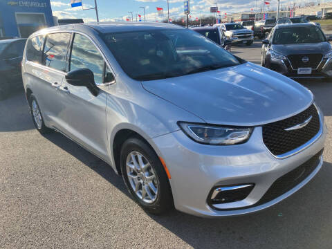 2024 Chrysler Pacifica Touring L