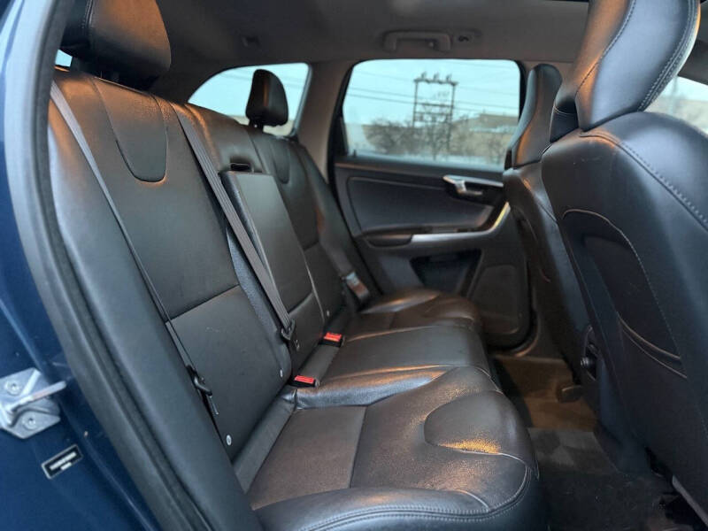 2015 Volvo XC60 T5 Premier