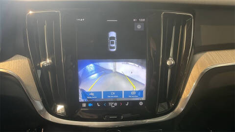 2024 Volvo S60 B5 Core Dark Theme