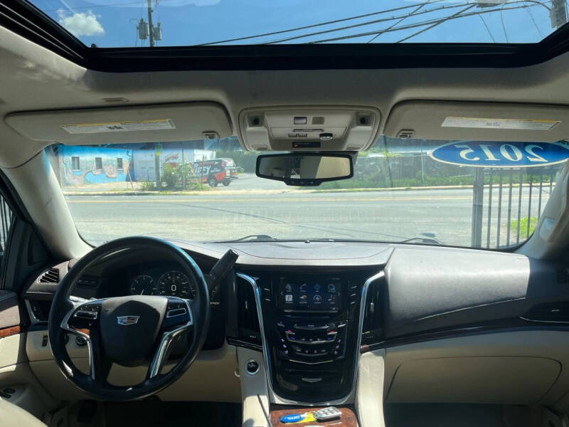 2015 Cadillac Escalade Luxury