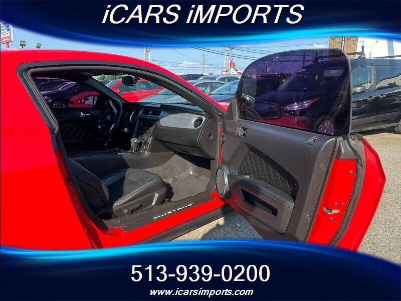 2011 Ford Mustang V6 Premium