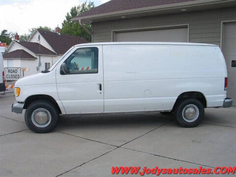 2000 Ford E-250