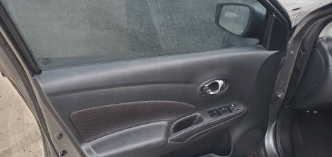 2017 Nissan Versa 1.6 SV