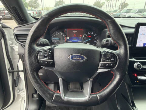 2023 Ford Explorer ST-Line