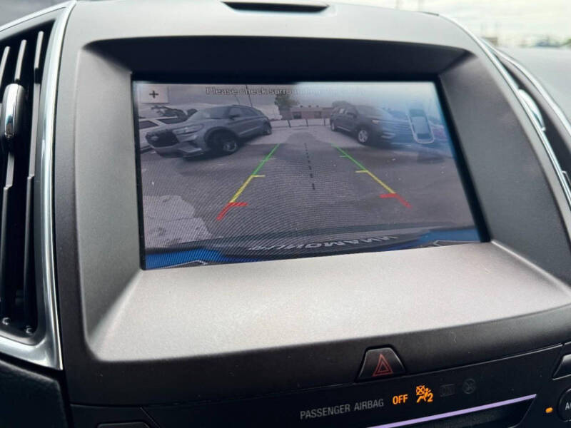 2019 Ford Edge Titanium