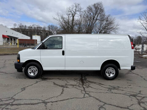 2020 GMC Savana 2500