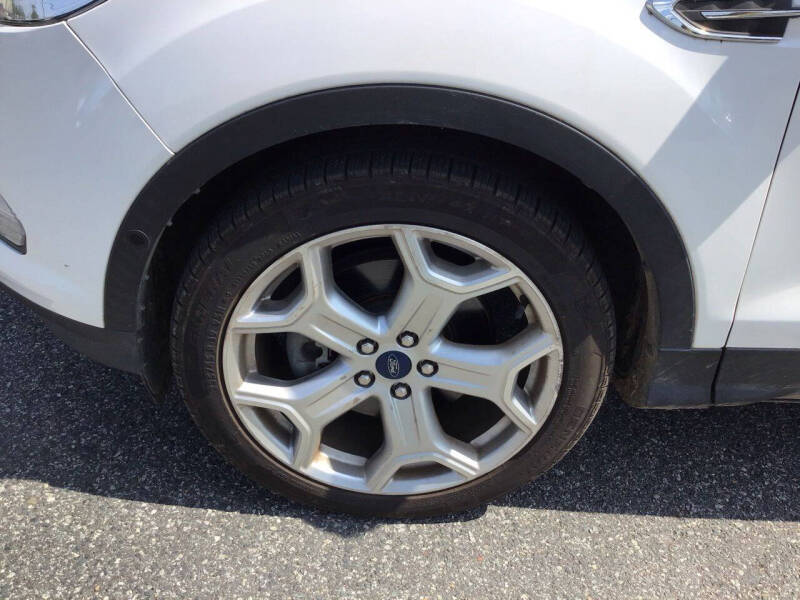 2019 Ford Escape Titanium